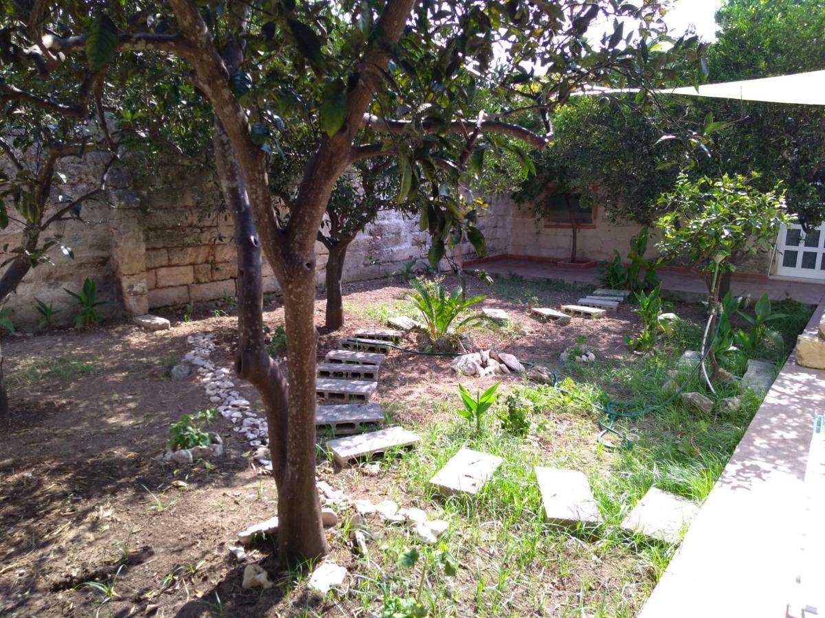Corte Dei Giorgi Vernole Exterior foto
